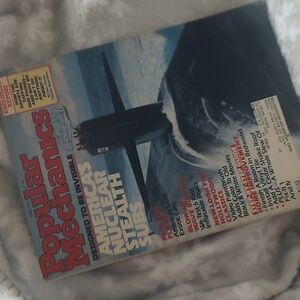 Popular Magazine - America's Nuclear Stealth Subs Edition,April 1987